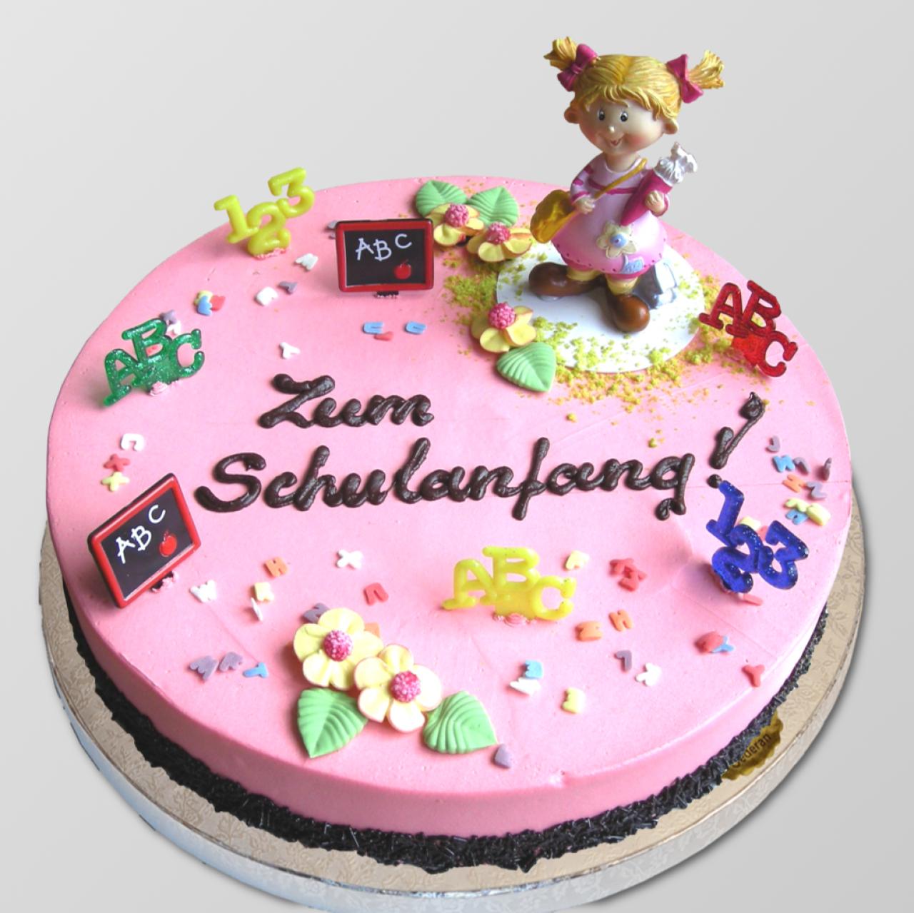 S.A.07 Schulanfangstorte mit Deko- Figur "M&auml;dchen"